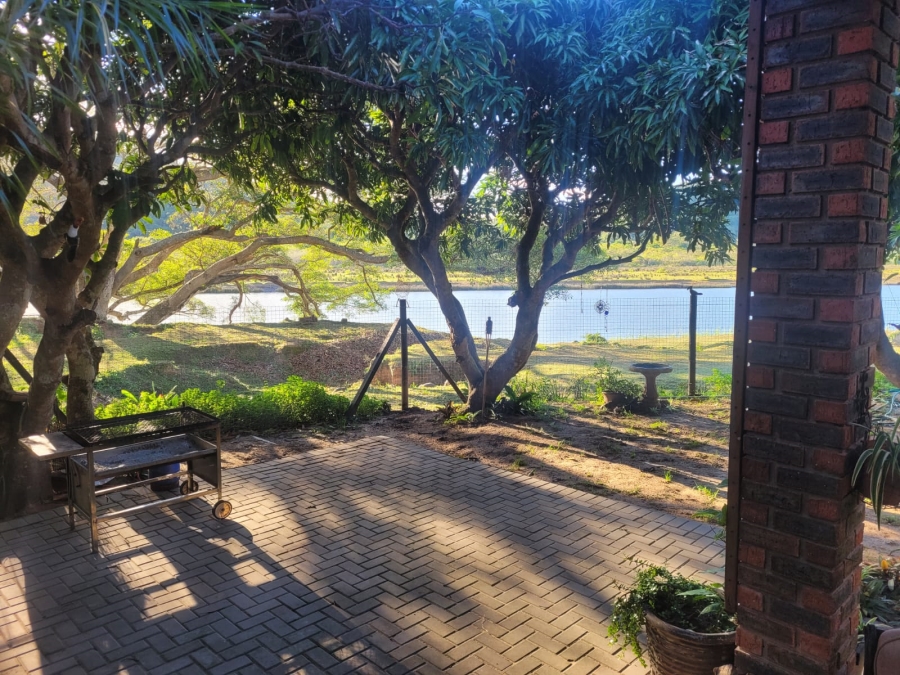 6 Bedroom Property for Sale in Kei Mouth Eastern Cape